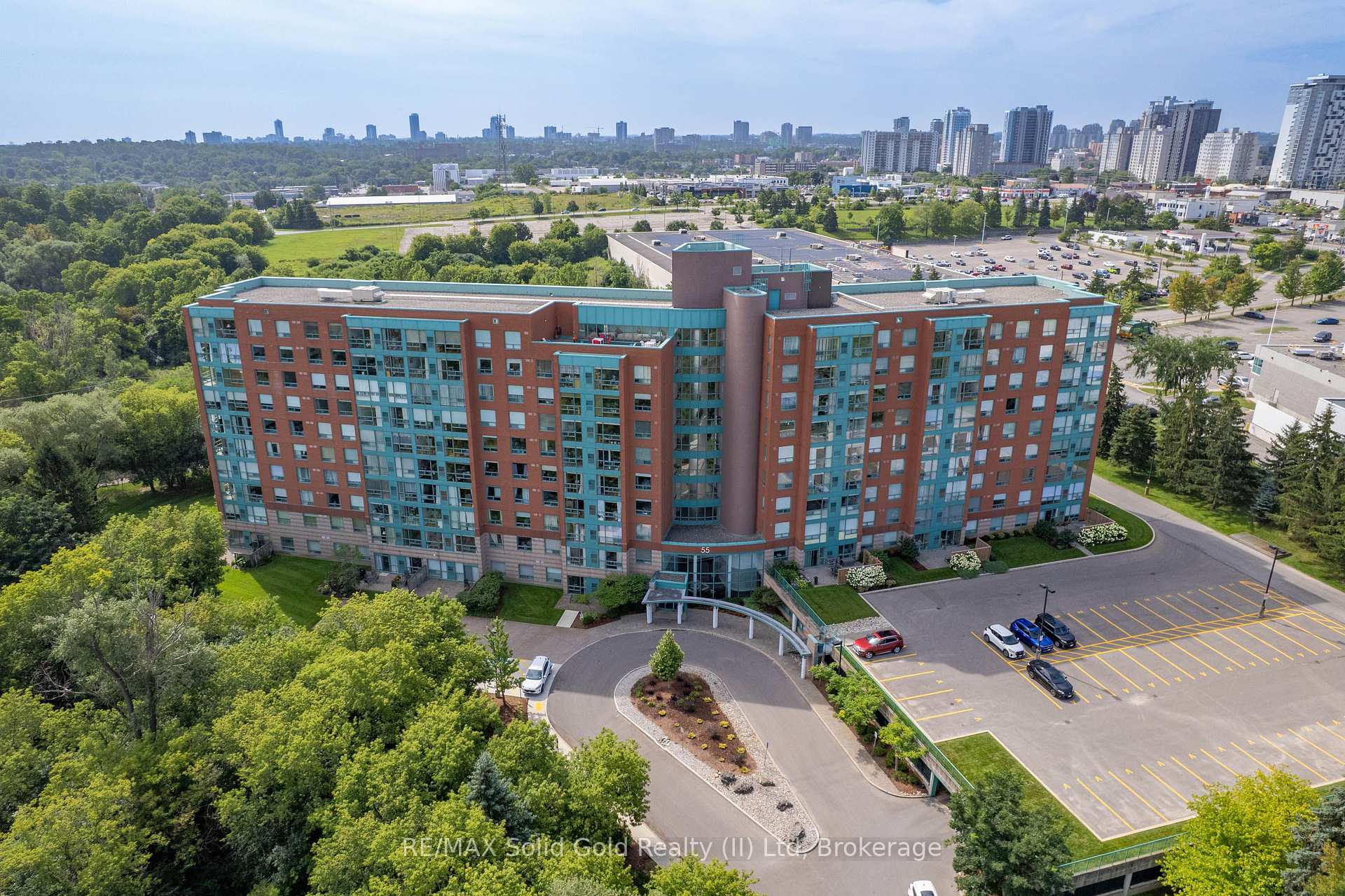 611 - 55 Blue Springs Drive, Waterloo, ON, exterior