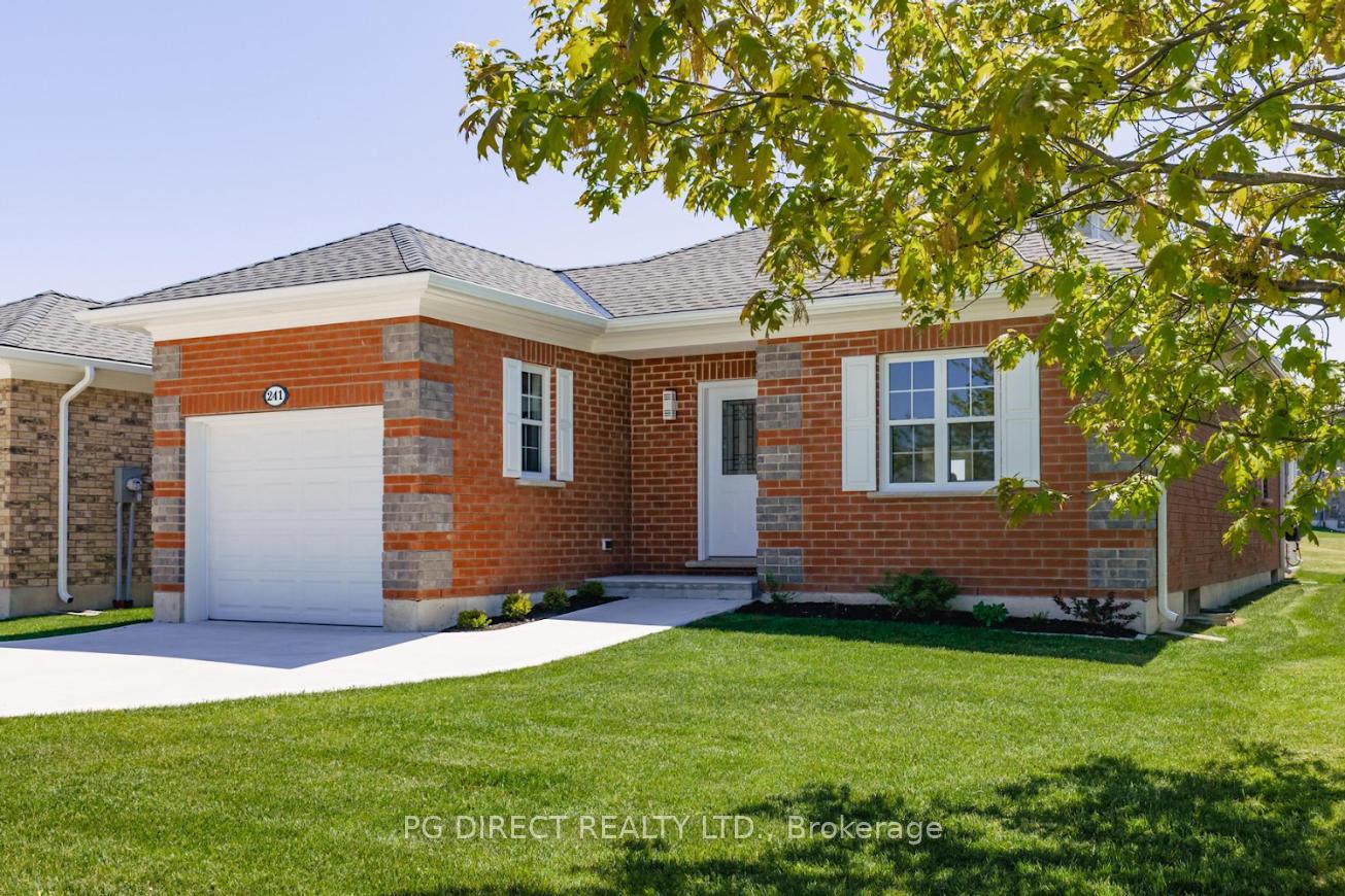 241 Bethune Crescent, Goderich, ON, exterior
