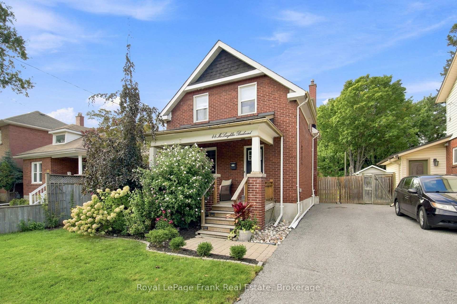 44 Mclaughlin Boulevard, Oshawa, ON, exterior