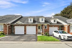 2 - 222 FELLOWES Crescent, Hamilton, ON, exterior