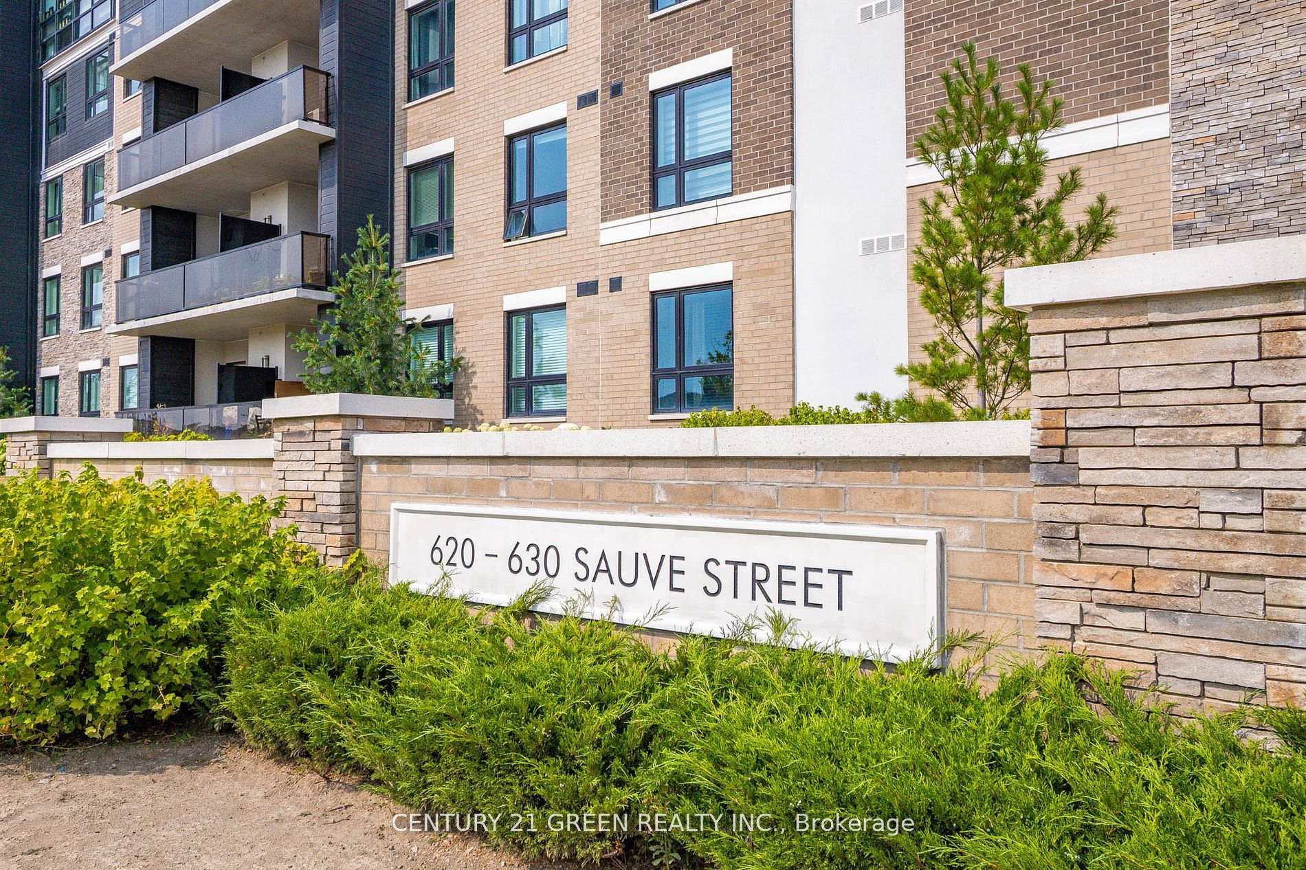 #417 - 630 Sauve Street, Milton, ON, exterior