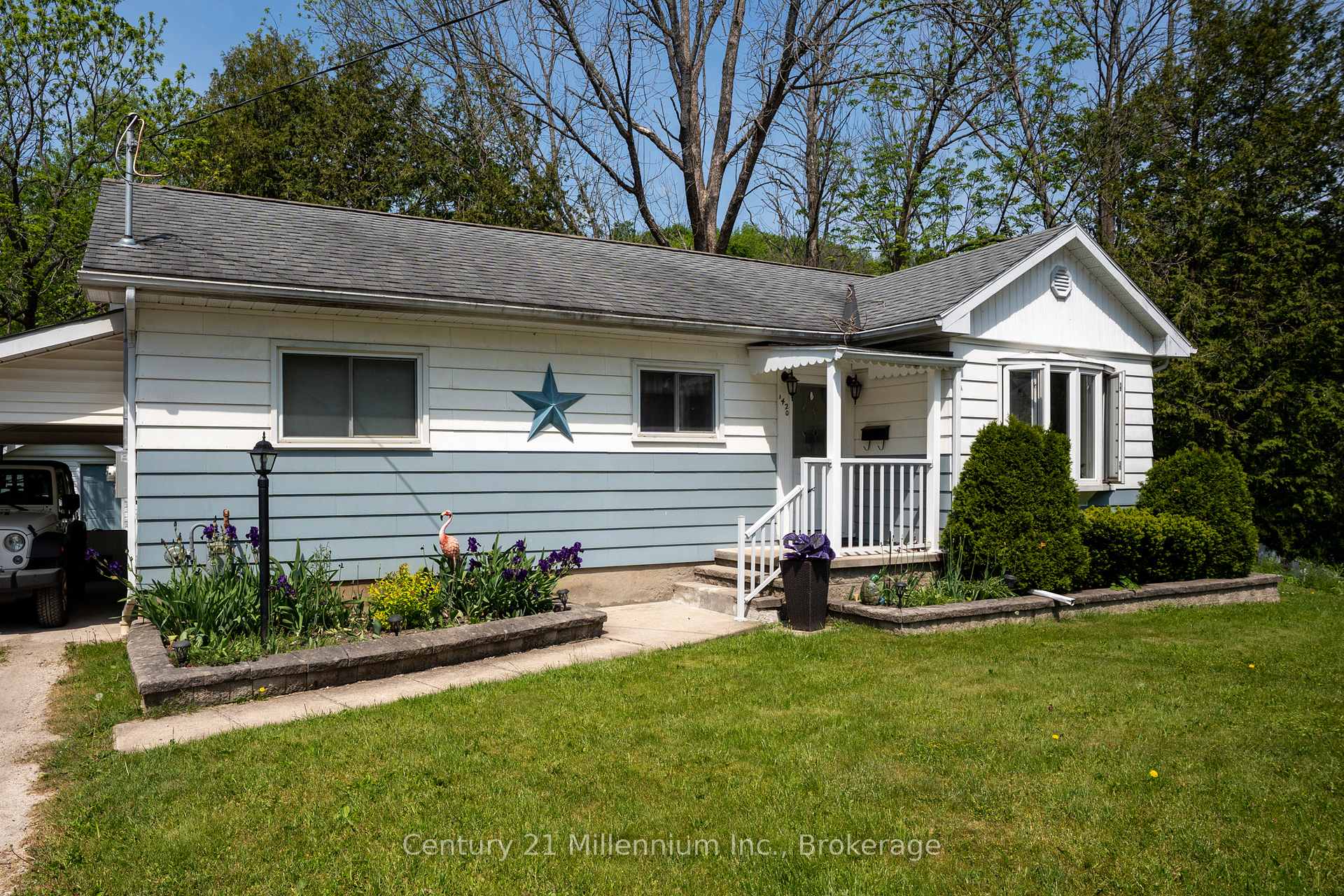 1420 7th Avenue W, Owen Sound, ON, exterior