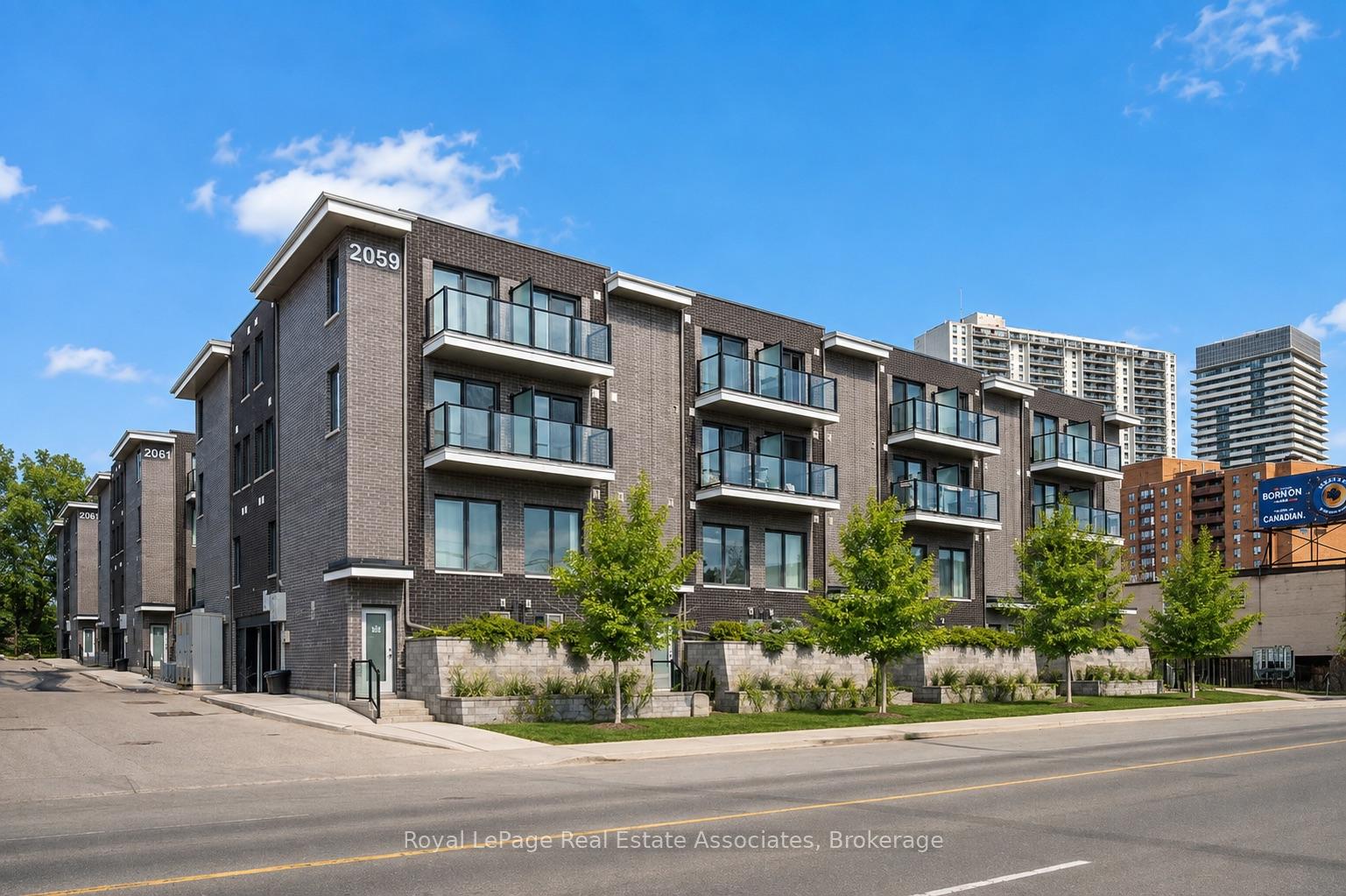 40 - 2059 Weston Road, Toronto W04, ON, exterior