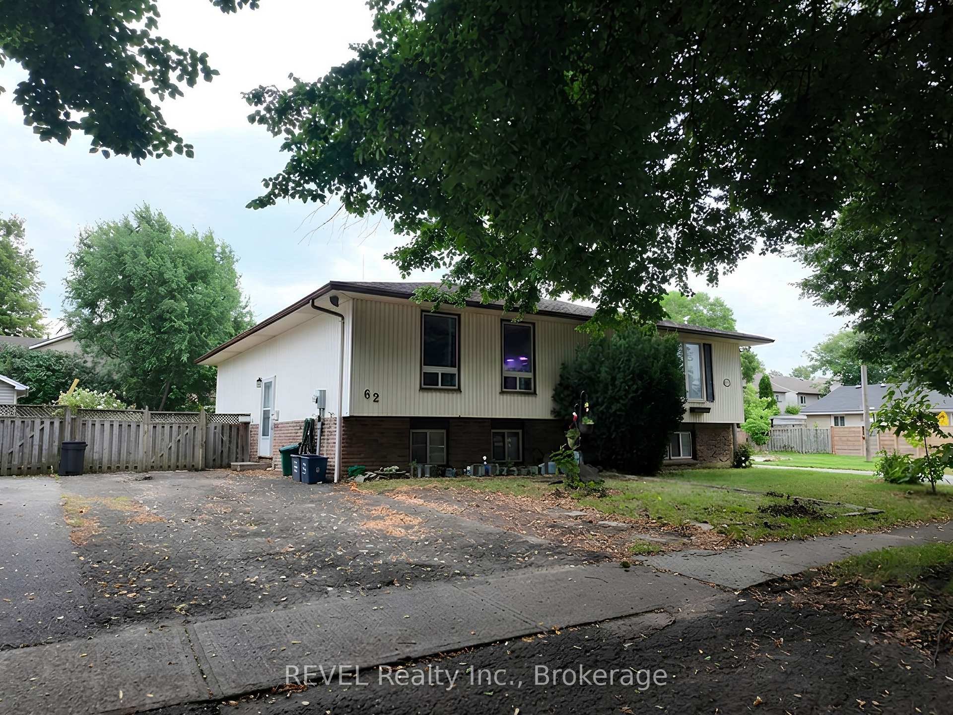 Main - 62 Elma Street E, St. Catharines, ON, exterior
