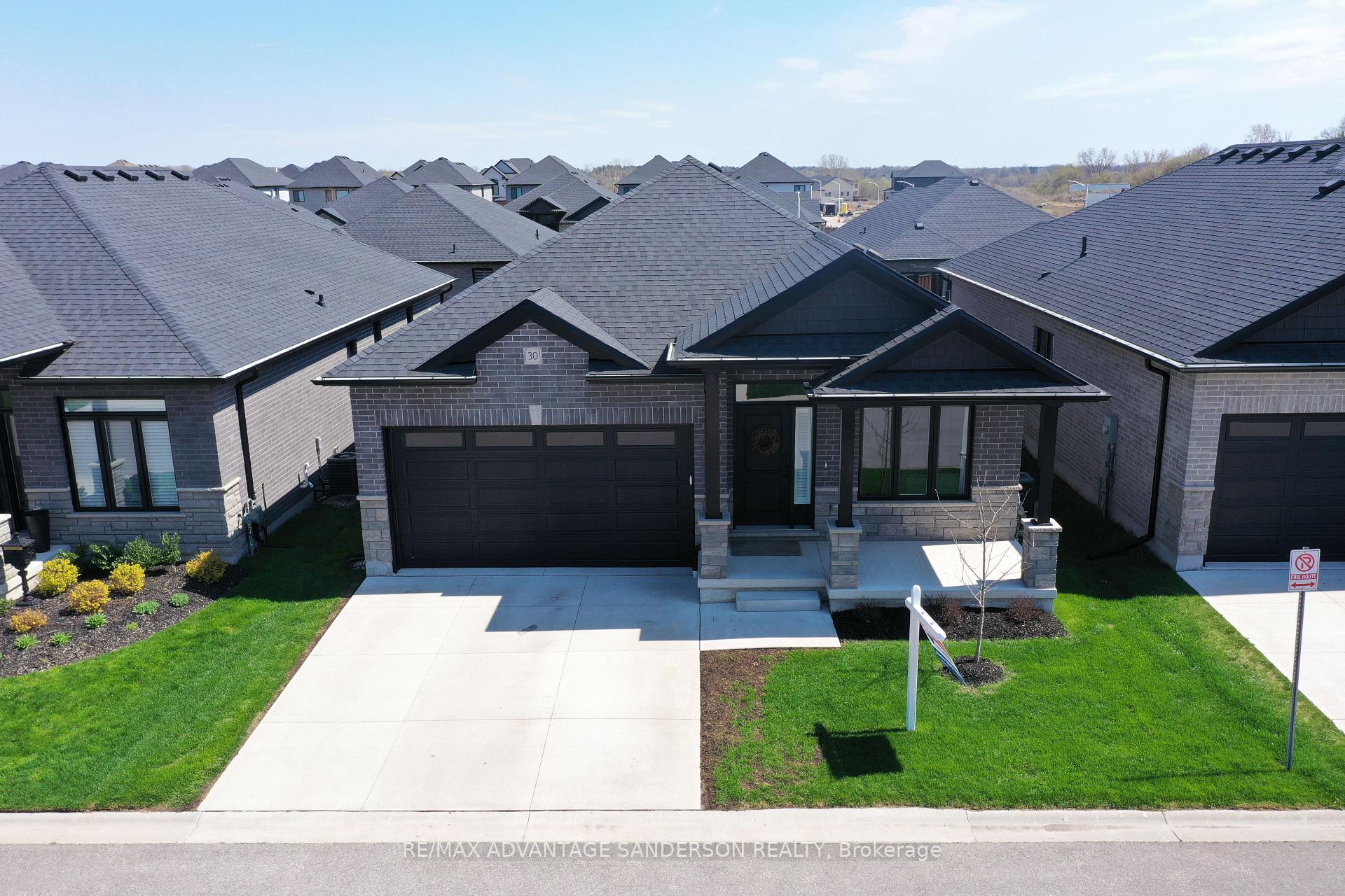 26 - 383 Daventry Way, Middlesex Centre, ON, exterior