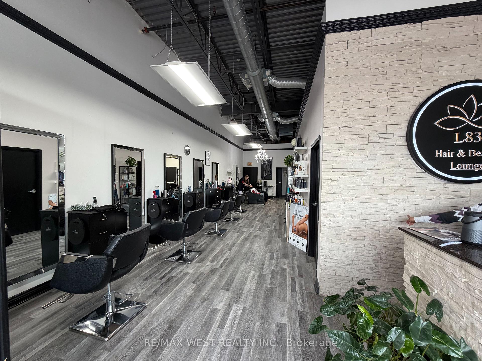 6 - 8707 dufferin Street, Vaughan, ON, exterior