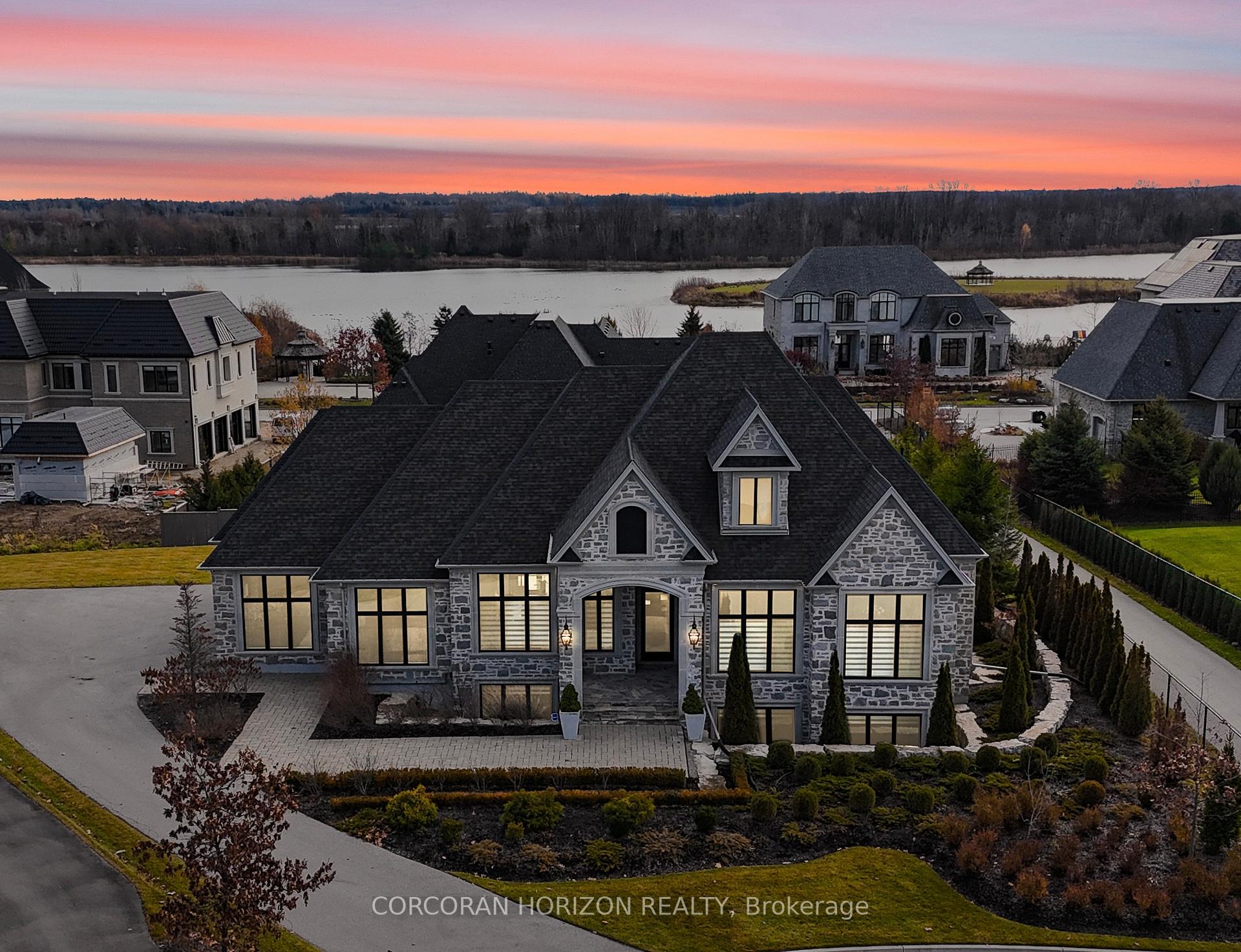 31 Reid Court, Puslinch, ON, exterior
