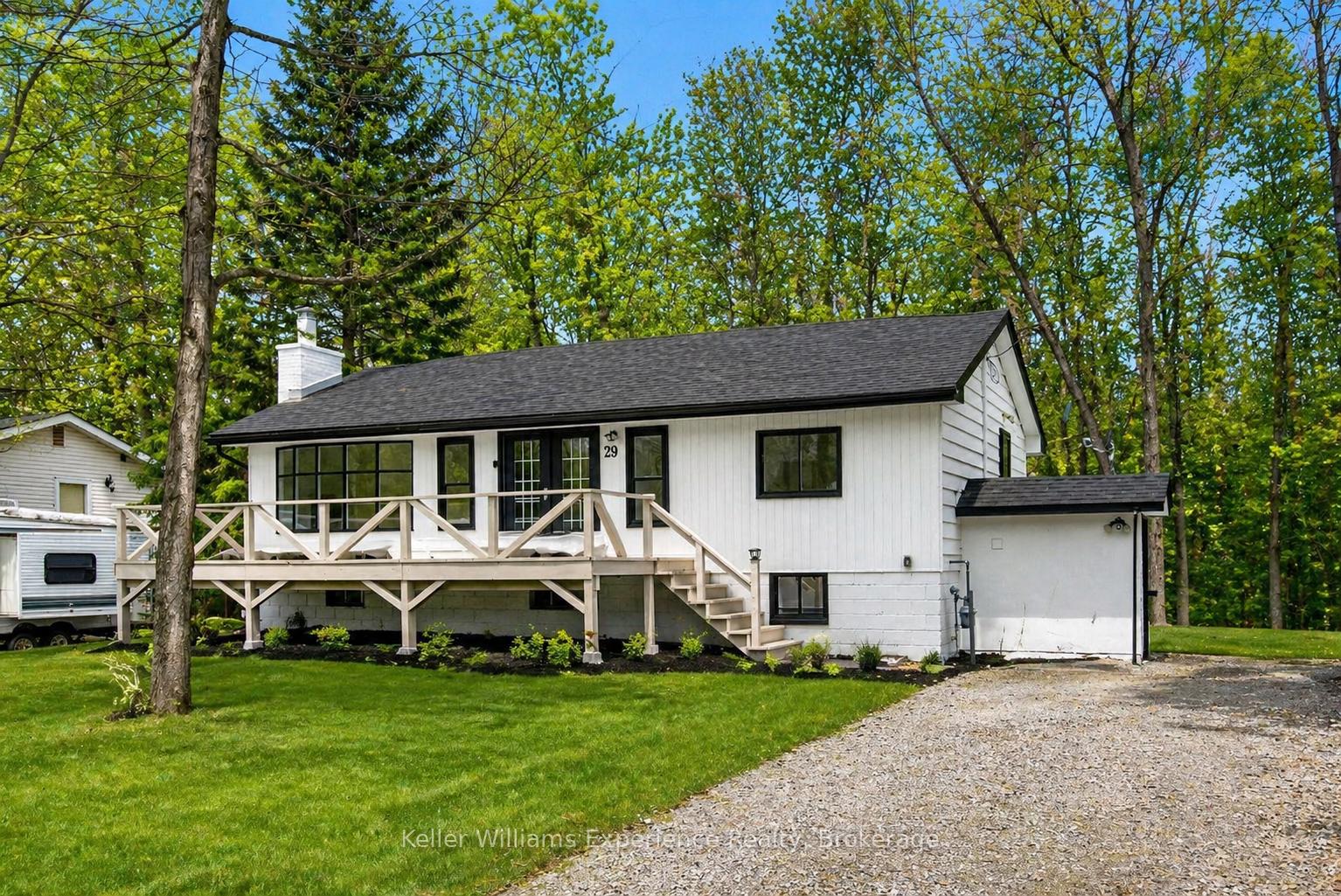 29 Nida Drive, Tiny, ON, exterior