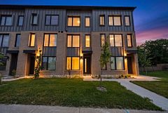 31 Rainwater Lane, Barrie, ON, exterior