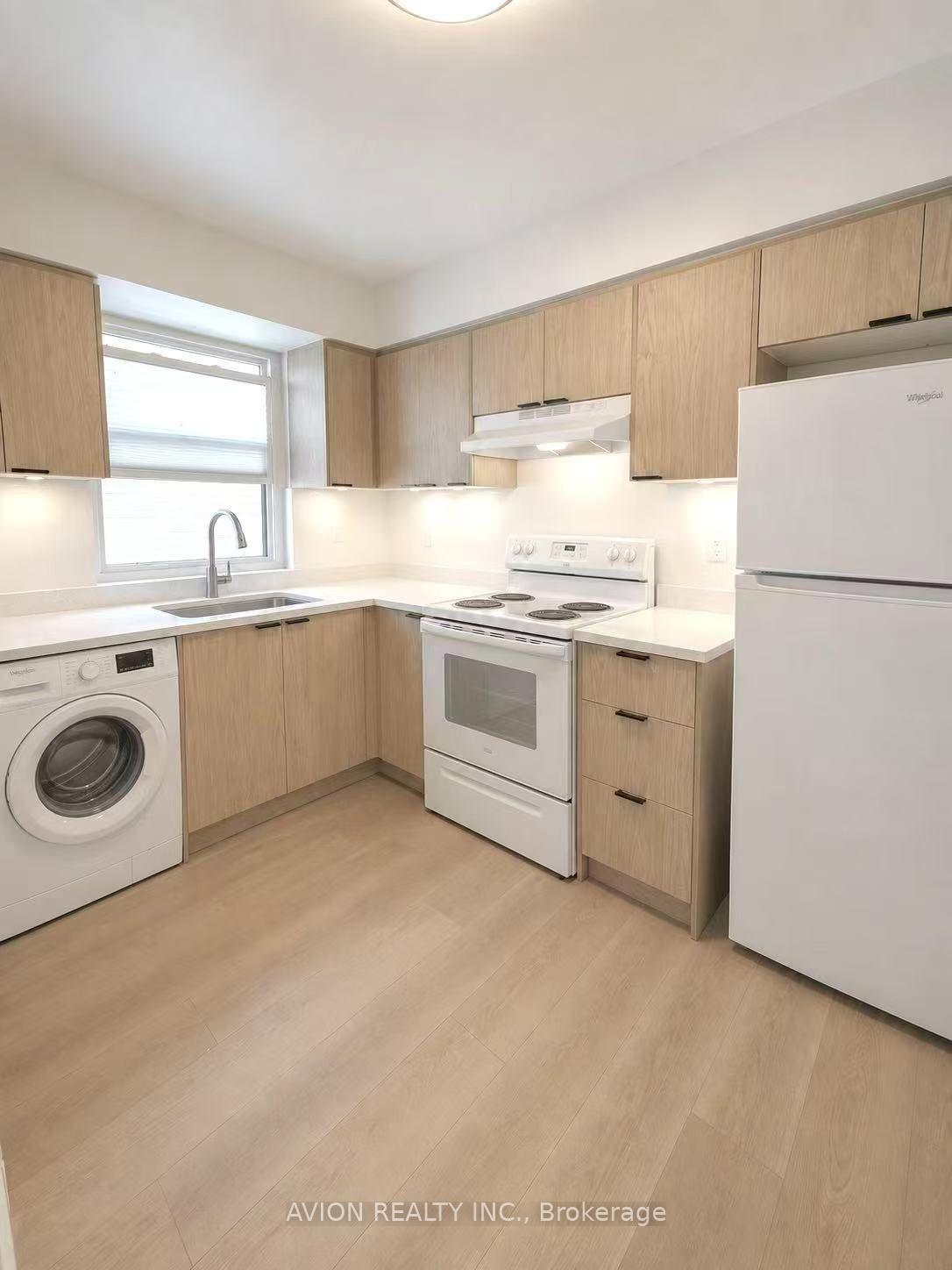 Unit 3 - 882 Broadview Avenue, Toronto E03, ON, exterior