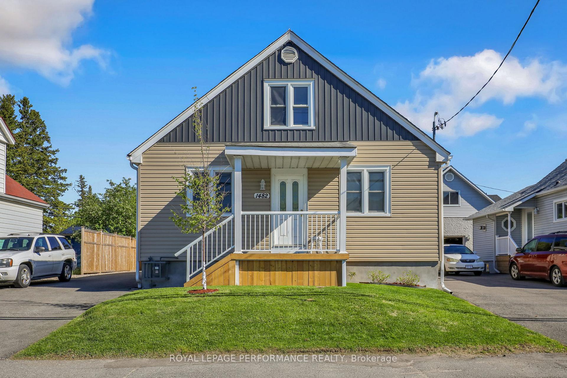 1482 Laperriere Avenue, Carlington - Central Park, ON, exterior