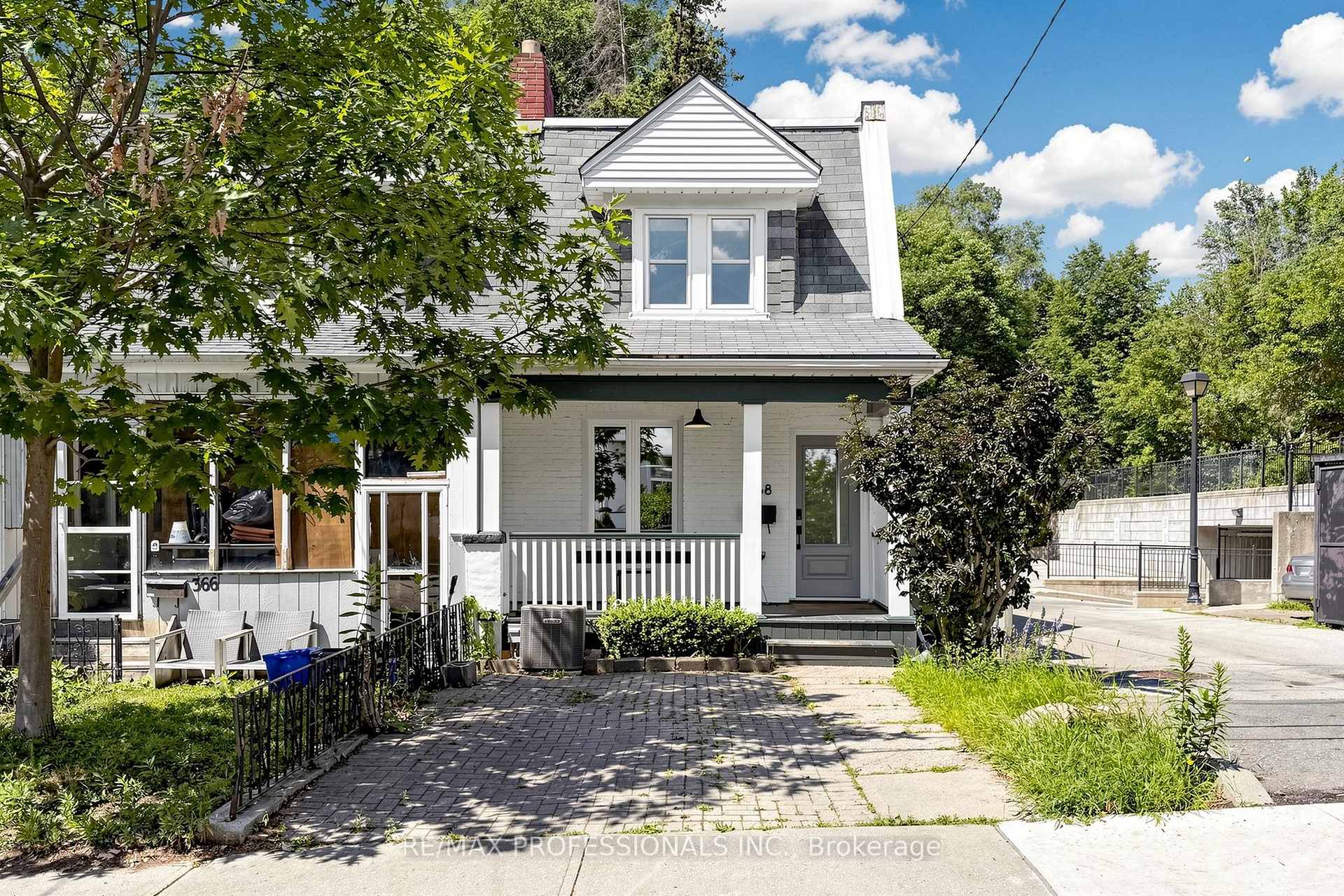 368 Howland Avenue, Toronto C02, ON, exterior
