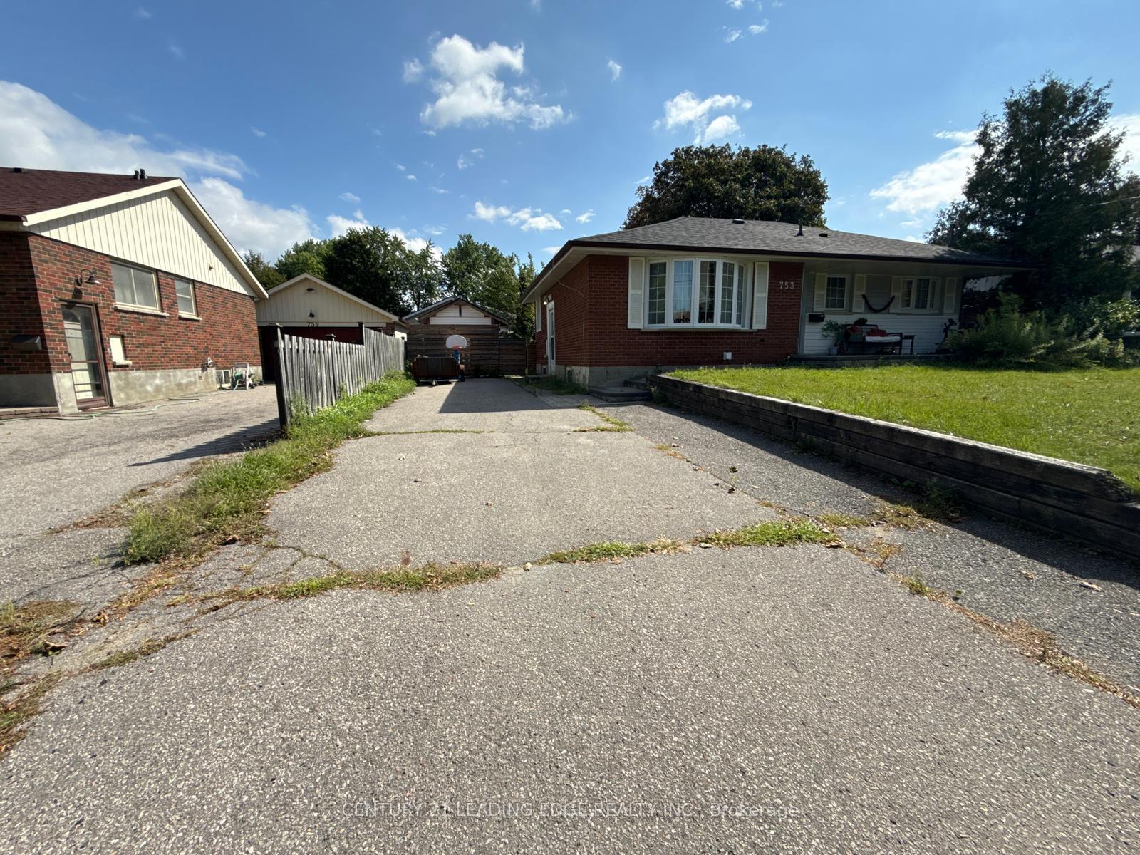 Lower - 753 Glenforest Street, Oshawa, ON, exterior