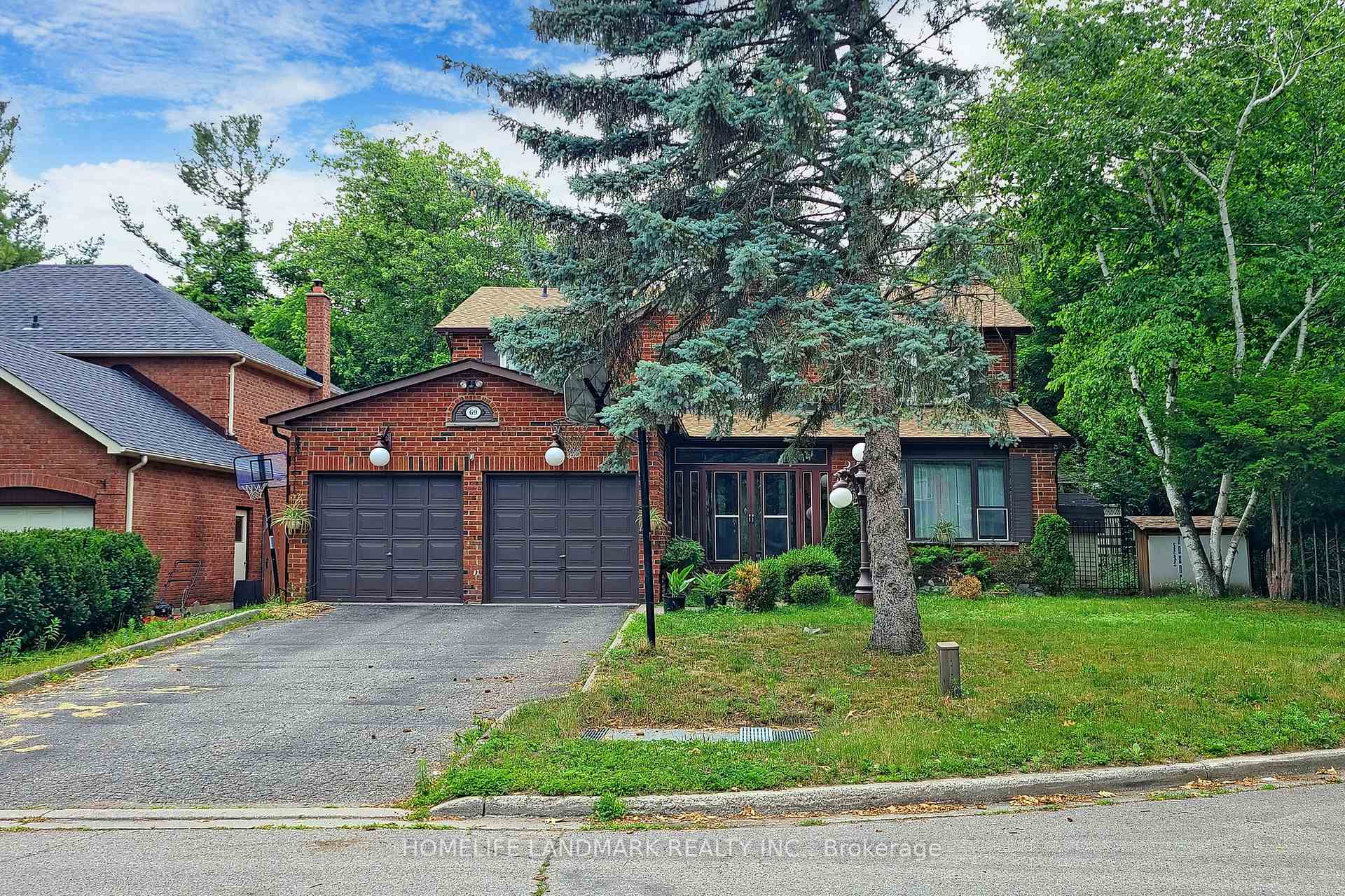 69 Windrush Trail, Toronto E10, ON, exterior