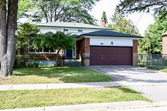 94 Watson Street, Toronto E10, ON, exterior