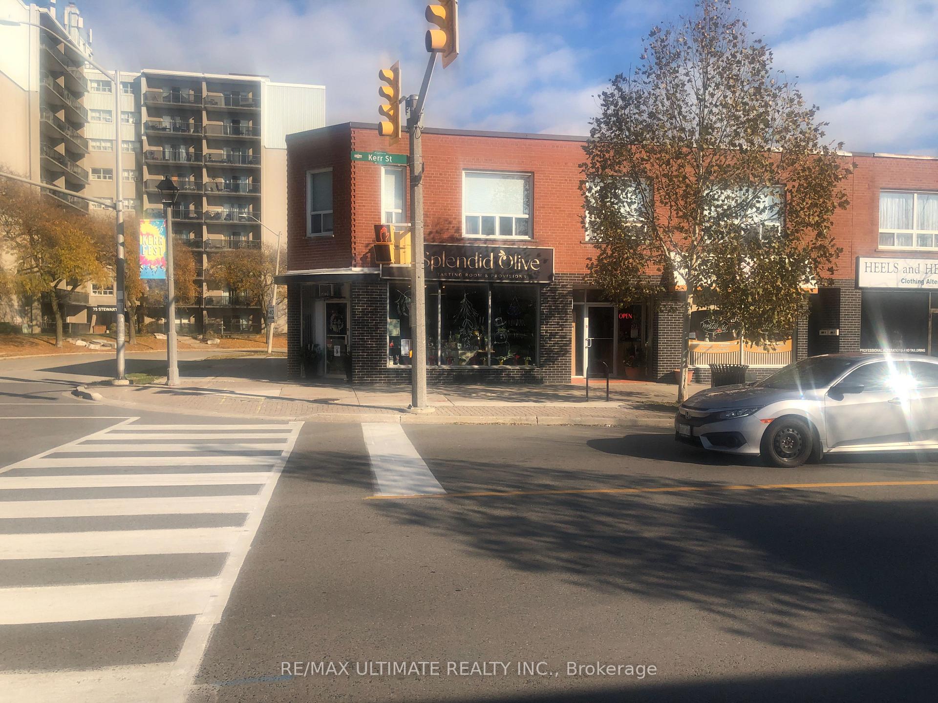 389-391 Kerr Street, Oakville, ON, exterior