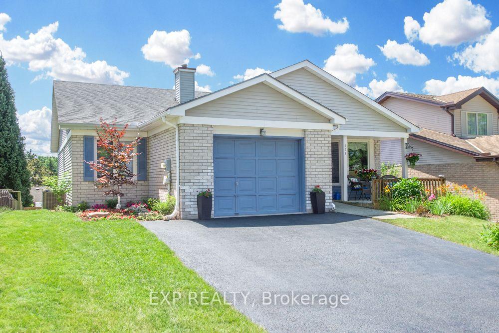 153 Oneida Place, Kitchener, ON, exterior
