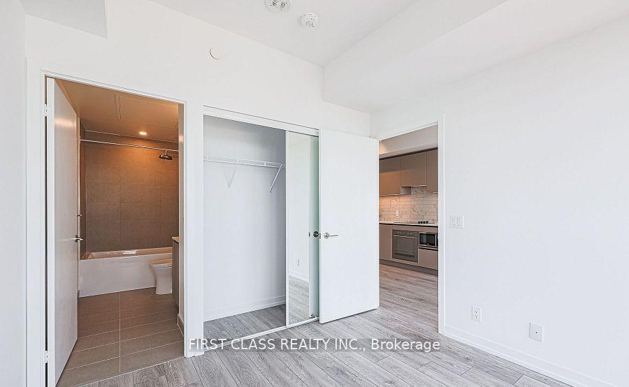3215 - 55 Mercer Street, Toronto C01, ON, exterior