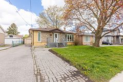 307 Boisdale Avenue, Richmond Hill, ON, exterior