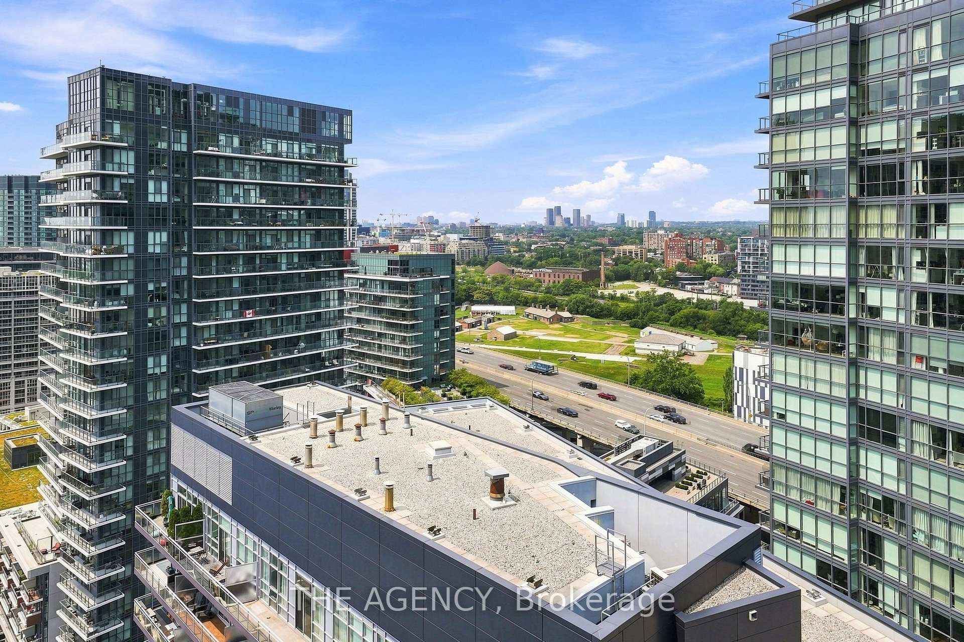 2301 - 600 Fleet Street, Toronto C01, ON, exterior