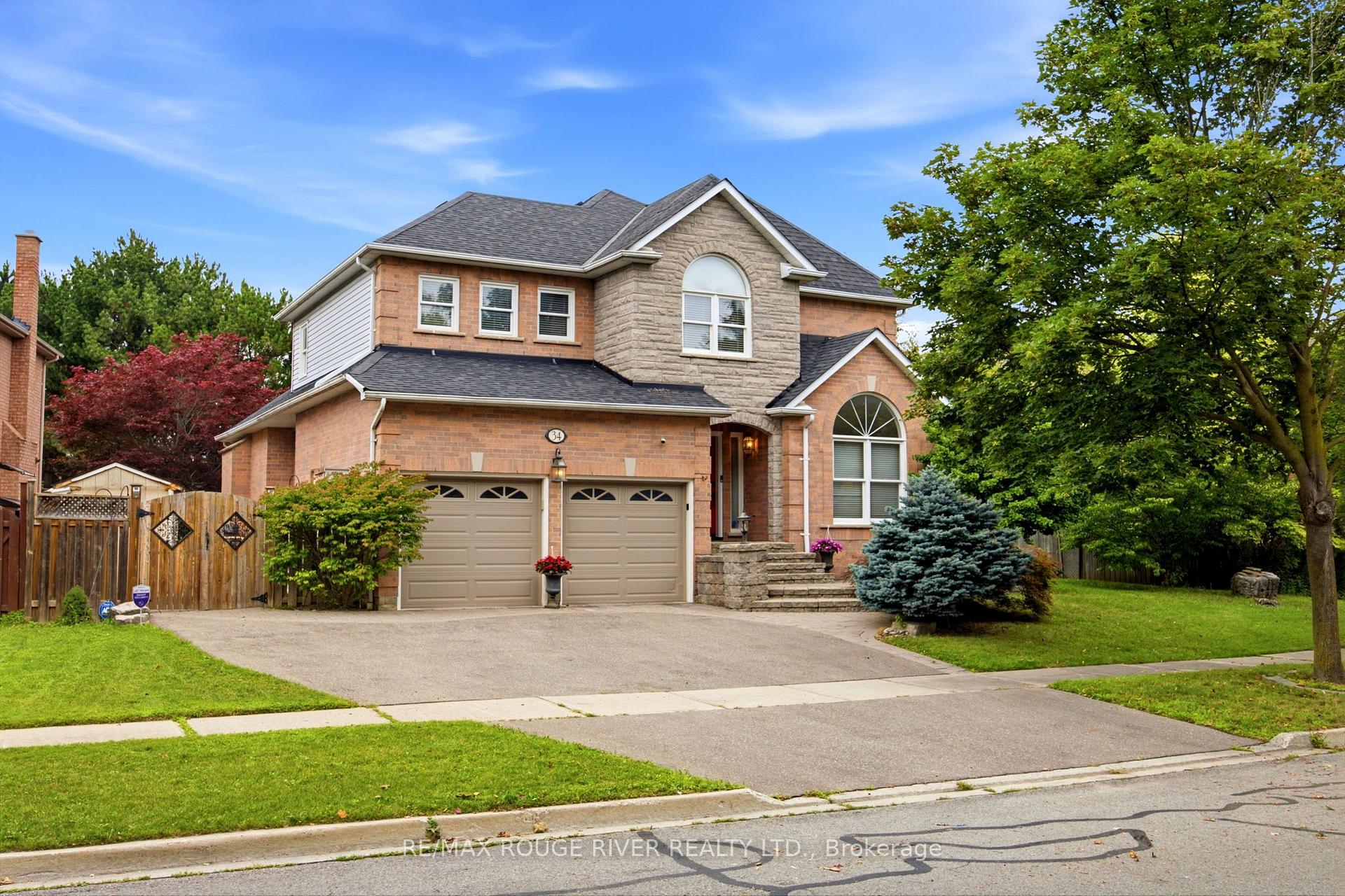 34 Kennett Drive, Whitby, ON, exterior