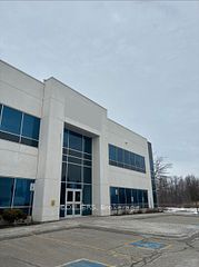 2 - 50 Staples Avenue, Richmond Hill, ON, exterior