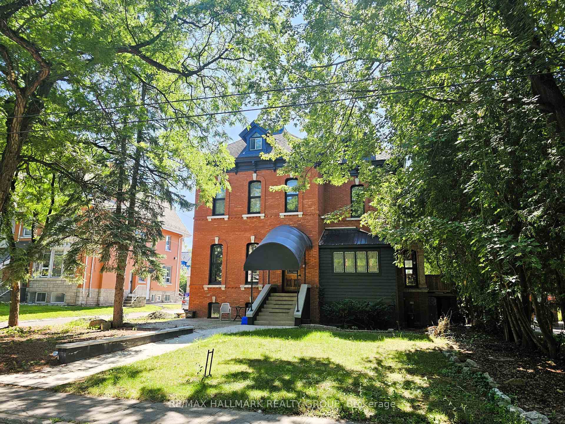 460 Wilbrod Street, Lower Town - Sandy Hill, ON, exterior