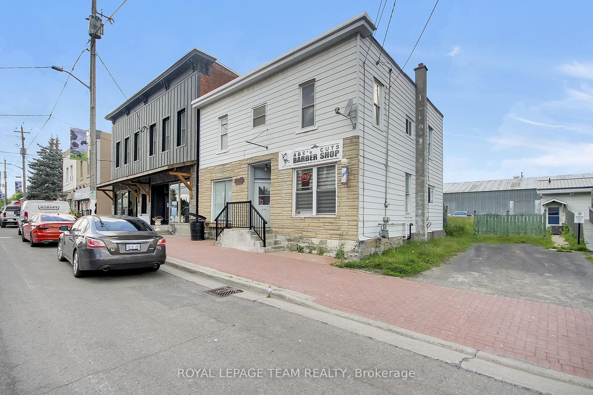490 Main Street, North Dundas, ON, exterior
