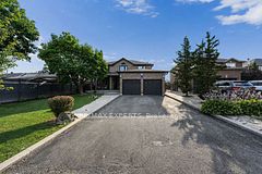 212 Bordeaux Drive, Vaughan, ON, exterior