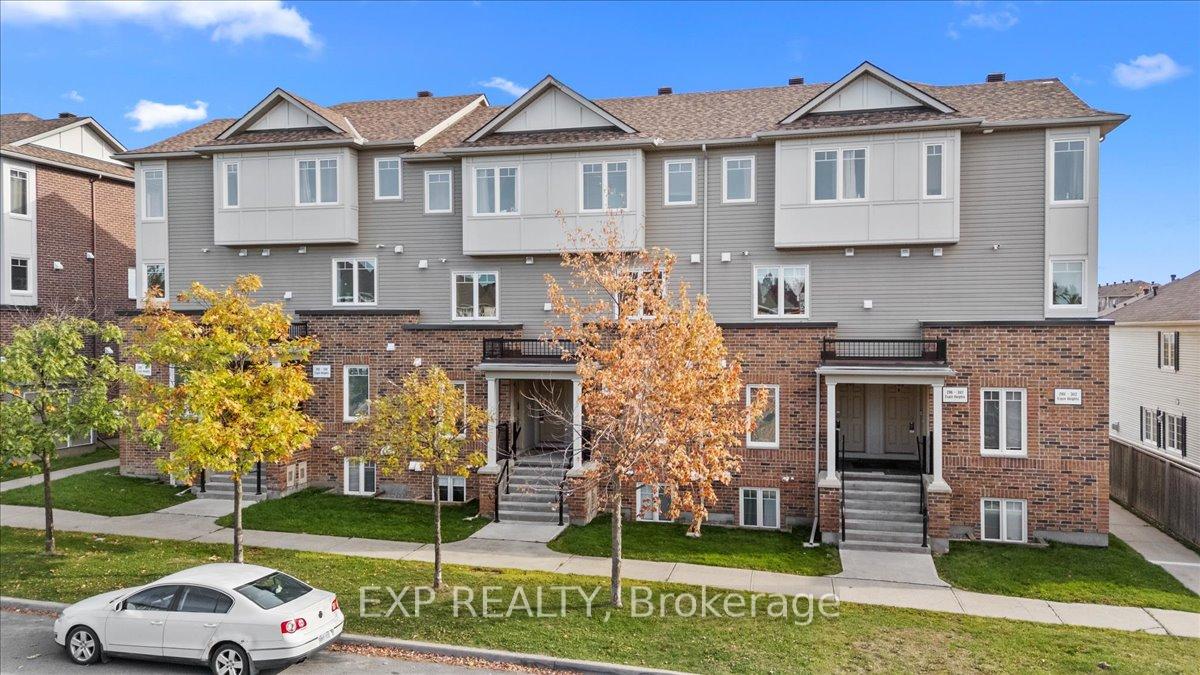 290 Espin Heights, Barrhaven, ON, exterior