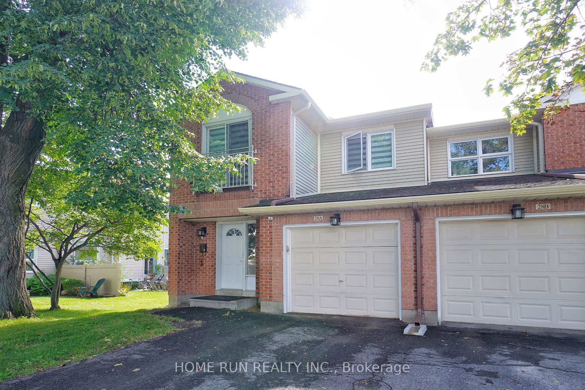 A - 28 Castlebrook Lane, South of Baseline to Knoxdale, ON, exterior