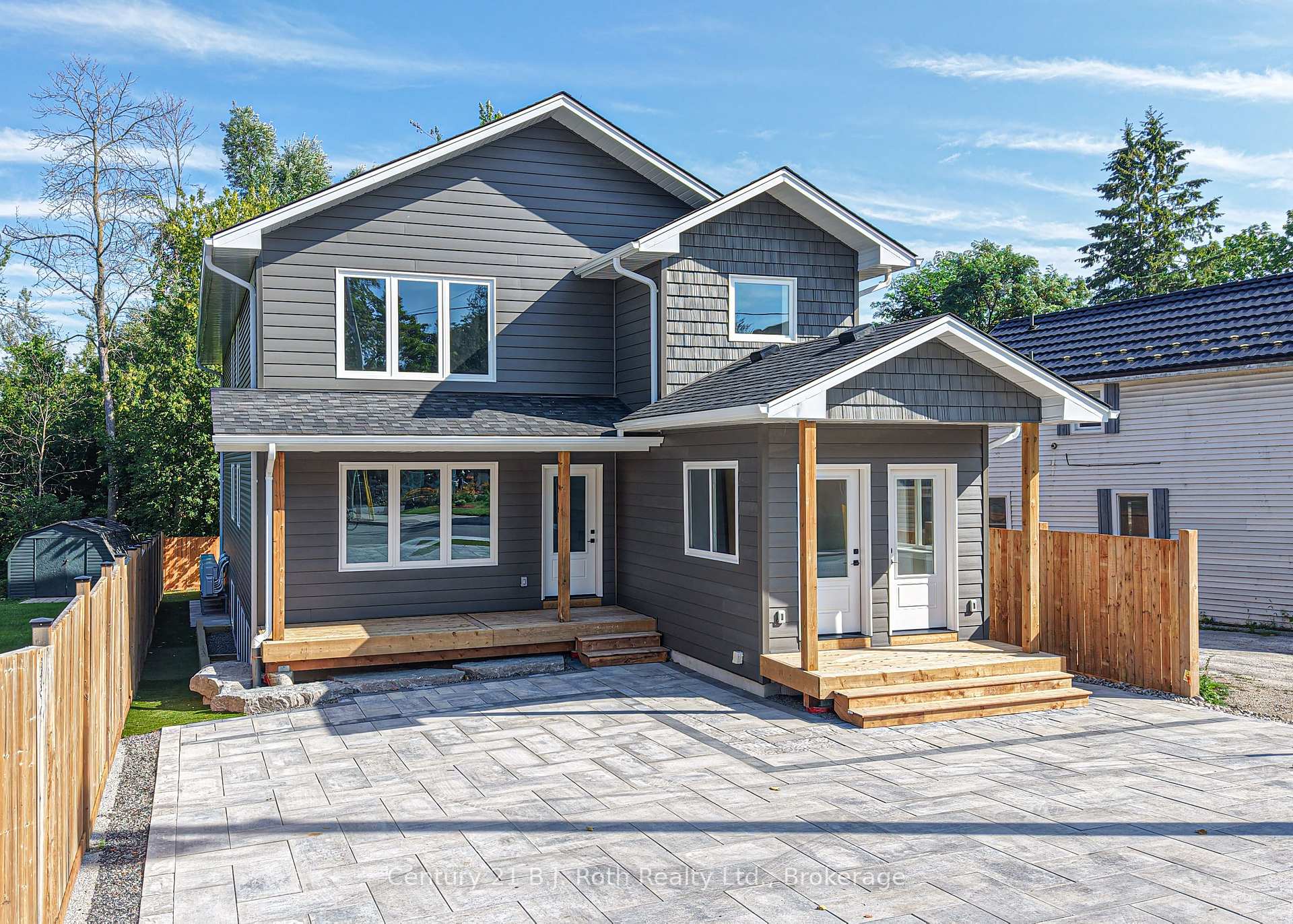 165 Barrie Road, Orillia, ON, exterior