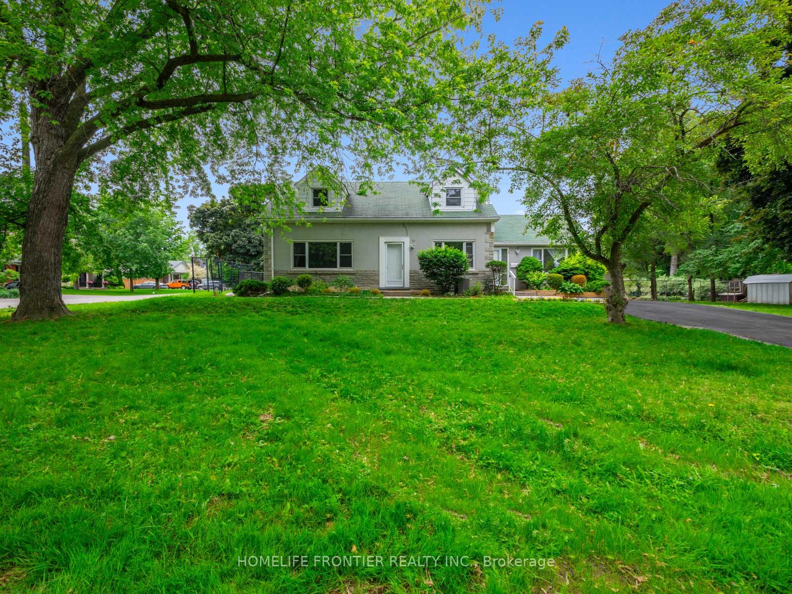 2 - 12 Gibson Avenue, Toronto W10, ON, exterior
