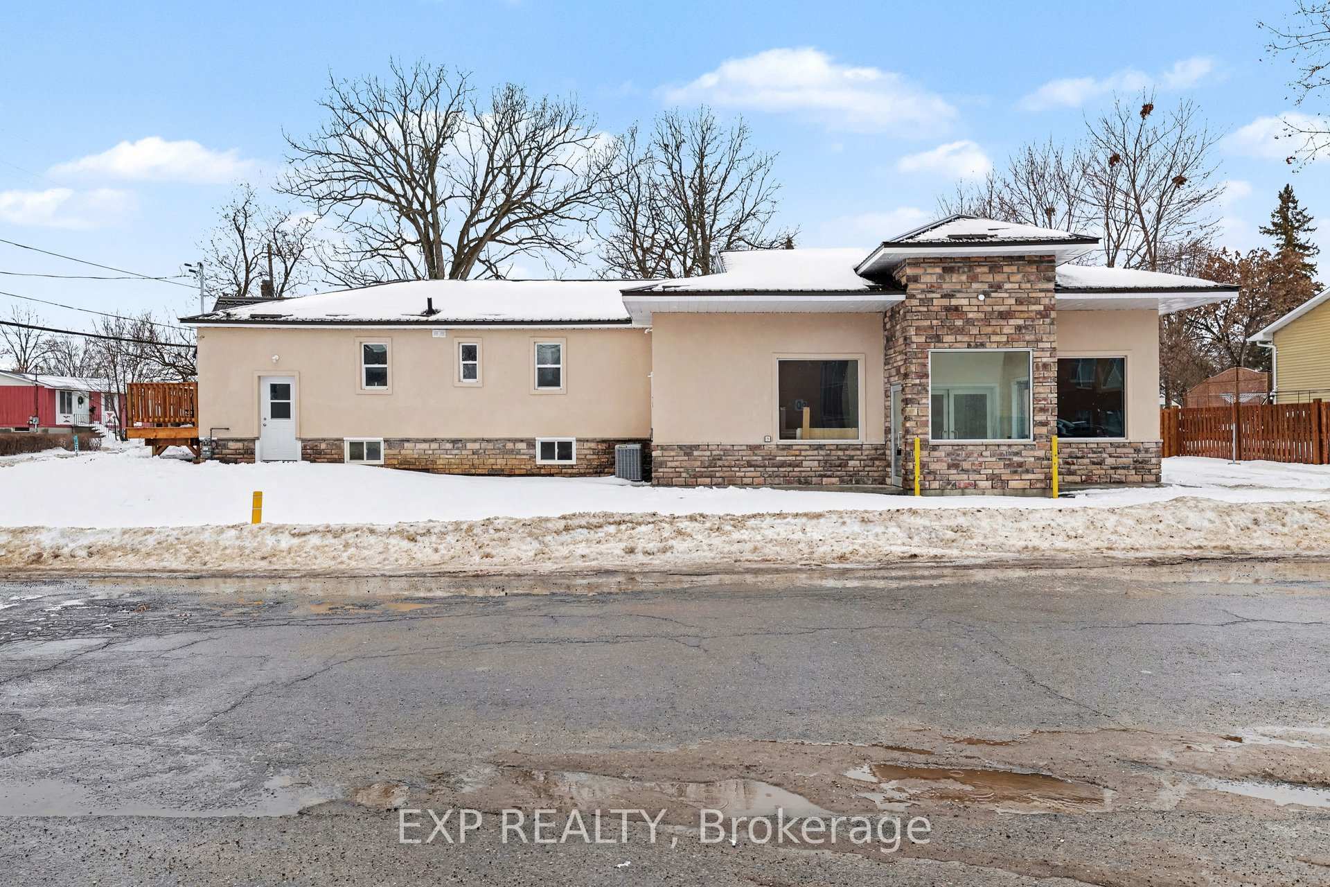 55 Spring Street, Mississippi Mills, ON, exterior