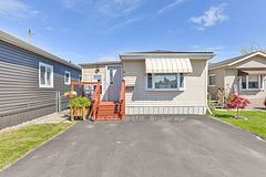 44 - 311 Dundas Street, Quinte West, ON, exterior