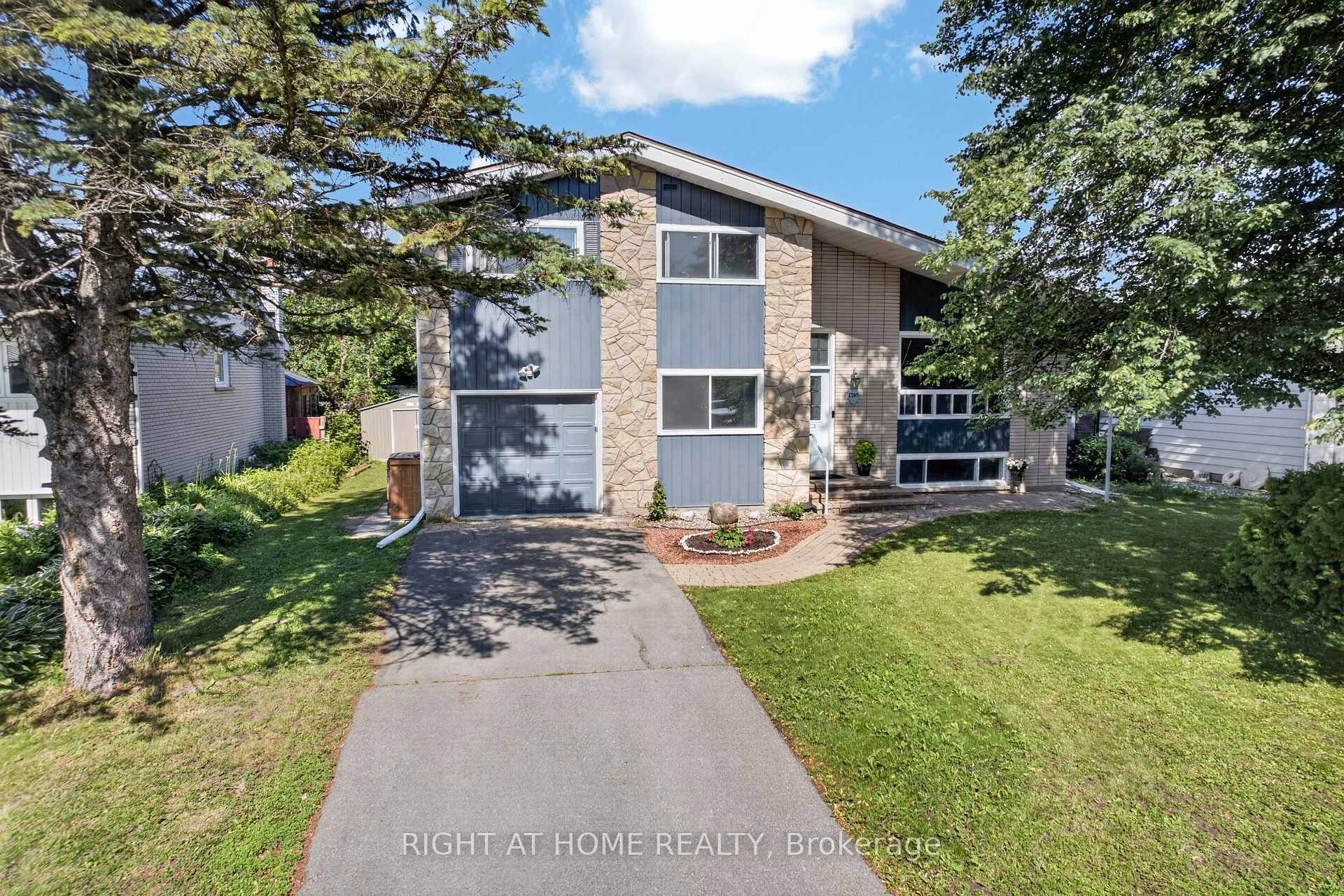 1385 Chartrand Avenue, Orleans - Cumberland and Area, ON, exterior