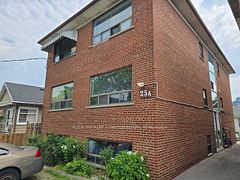 2 - 25A Milton Street, Toronto W06, ON, exterior
