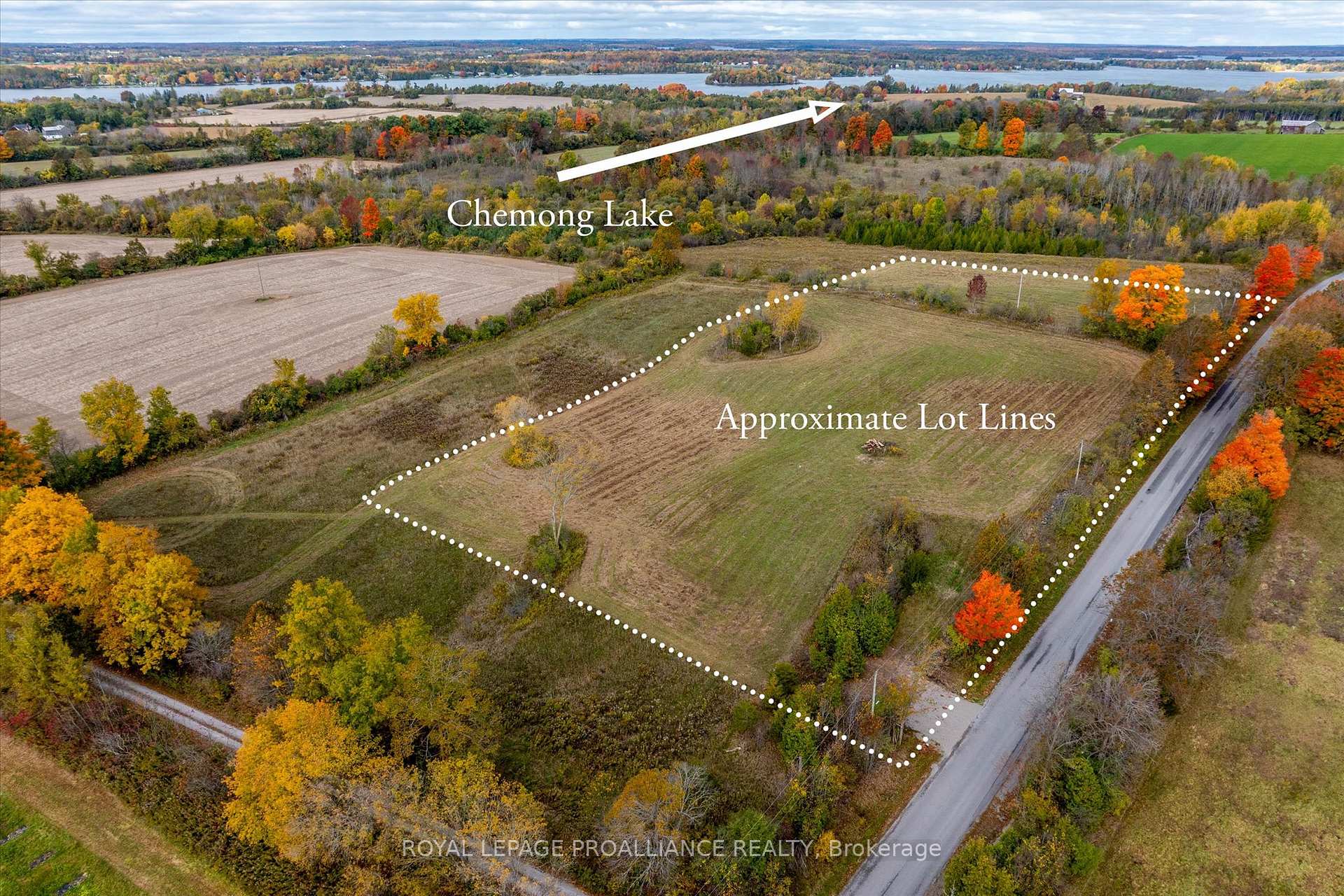 Lot Centre Line, Selwyn, ON, exterior