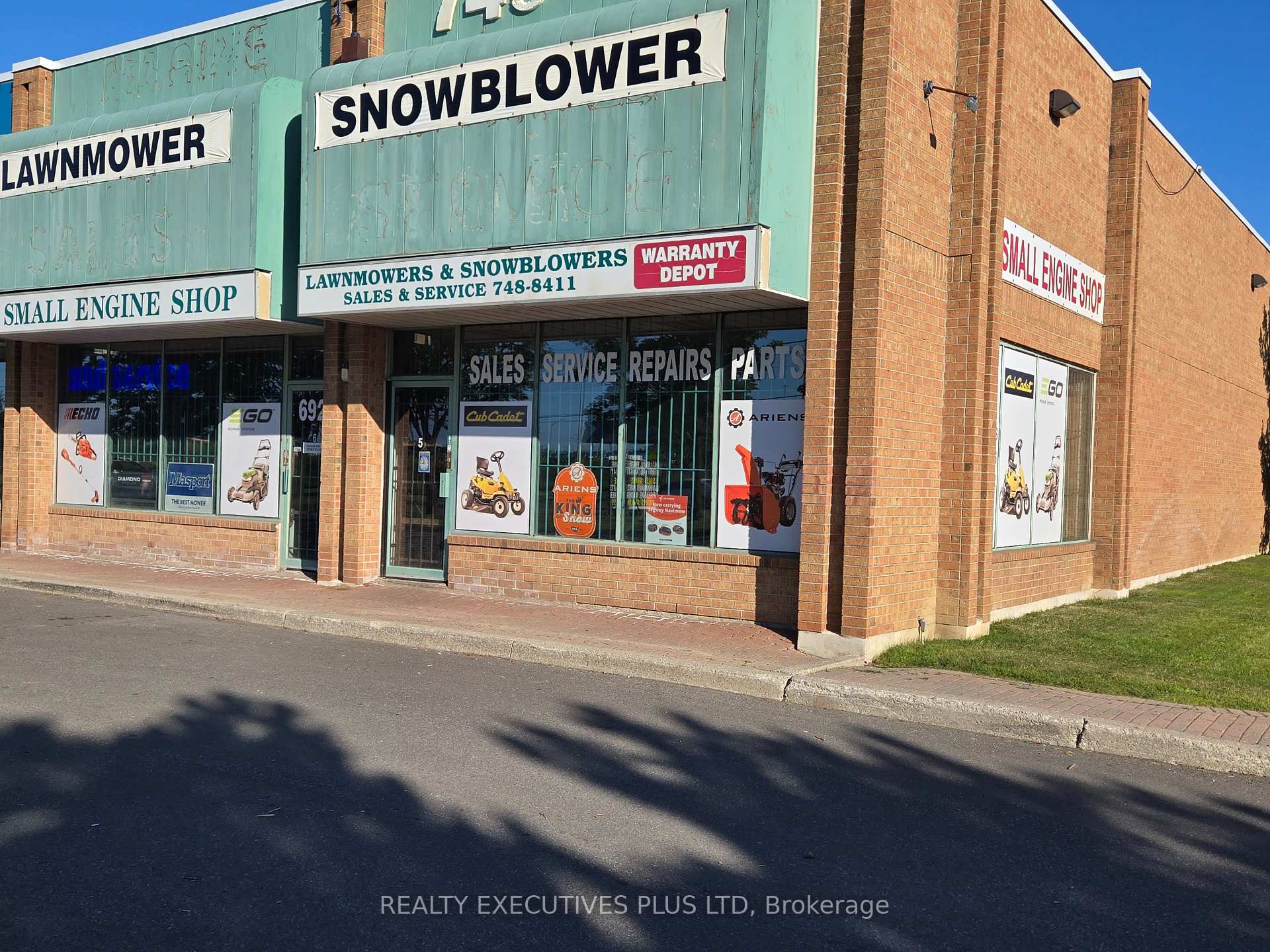5,6,7,9 - 6921 Steeles Avenue W, Toronto W10, ON, exterior