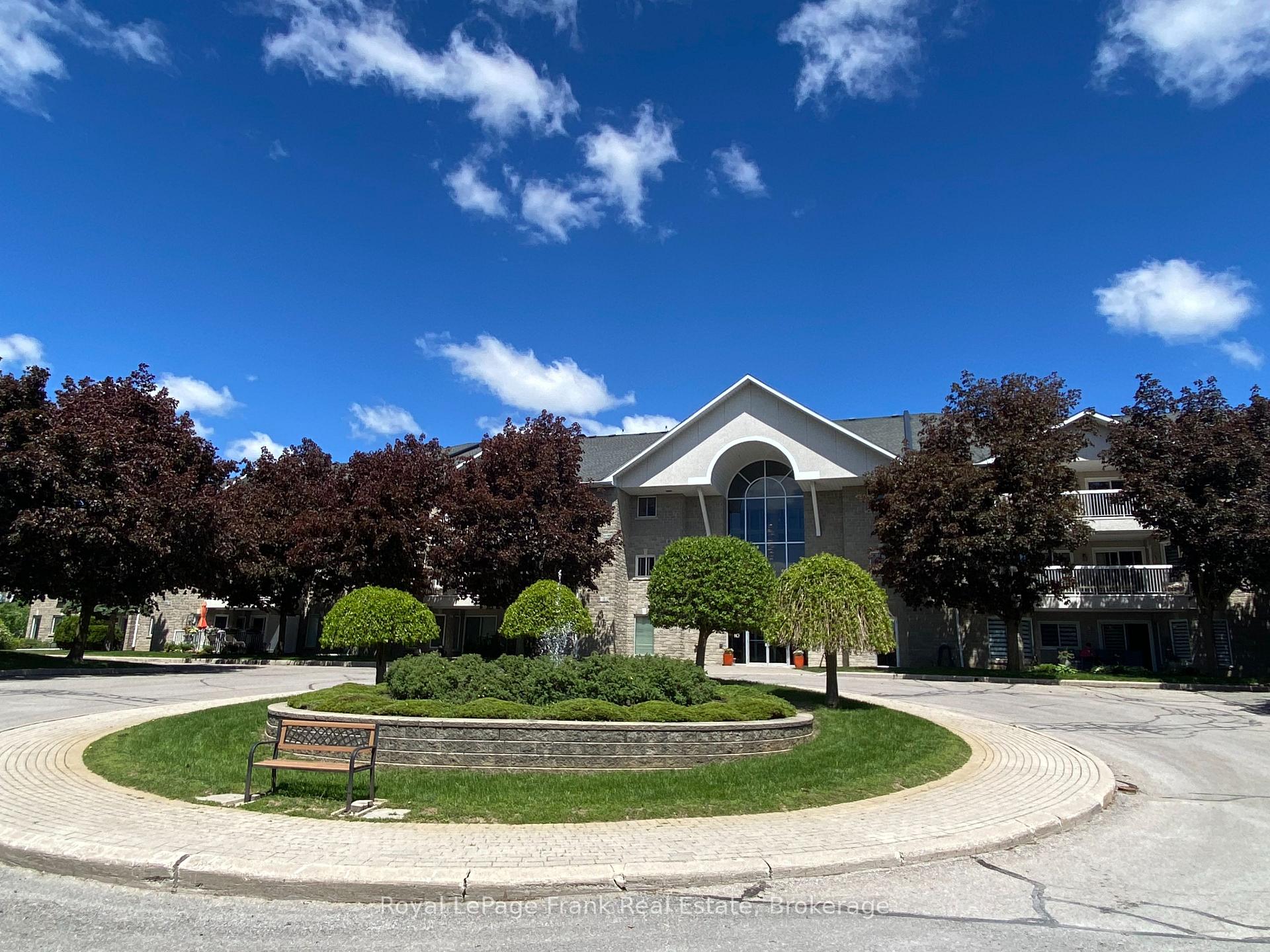 Bldg C #310 - 1099 Clonsilla Avenue, Peterborough, ON, exterior