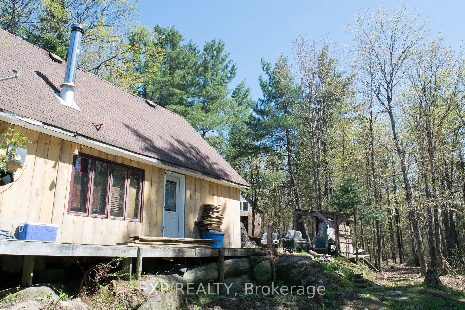 1800 Bear Cave Road, Muskoka Lakes, ON, exterior