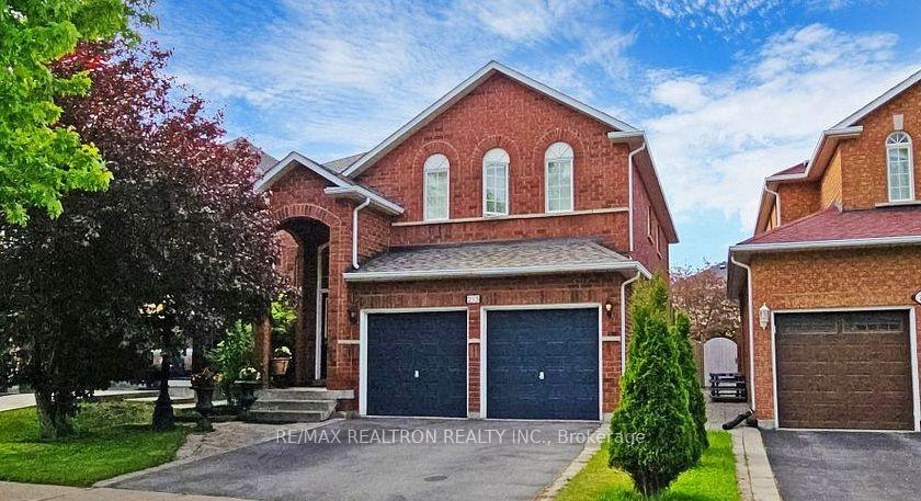 215 Drummond Drive, Vaughan, ON, exterior