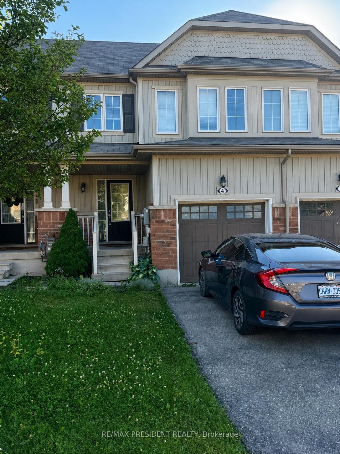 4 Avedisian Street, Brantford, ON, exterior