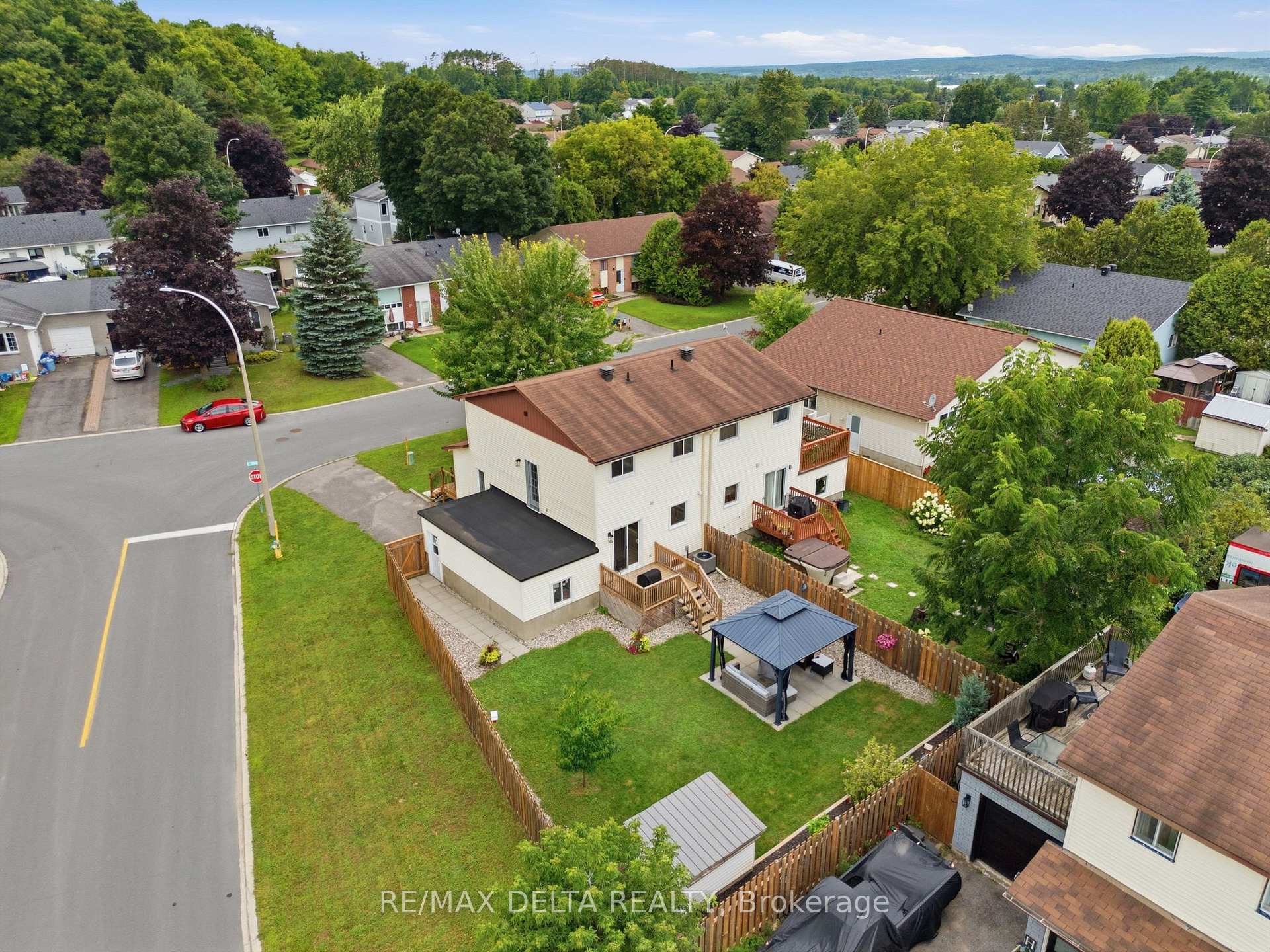 991 Dianne Street, Clarence-Rockland, ON, exterior