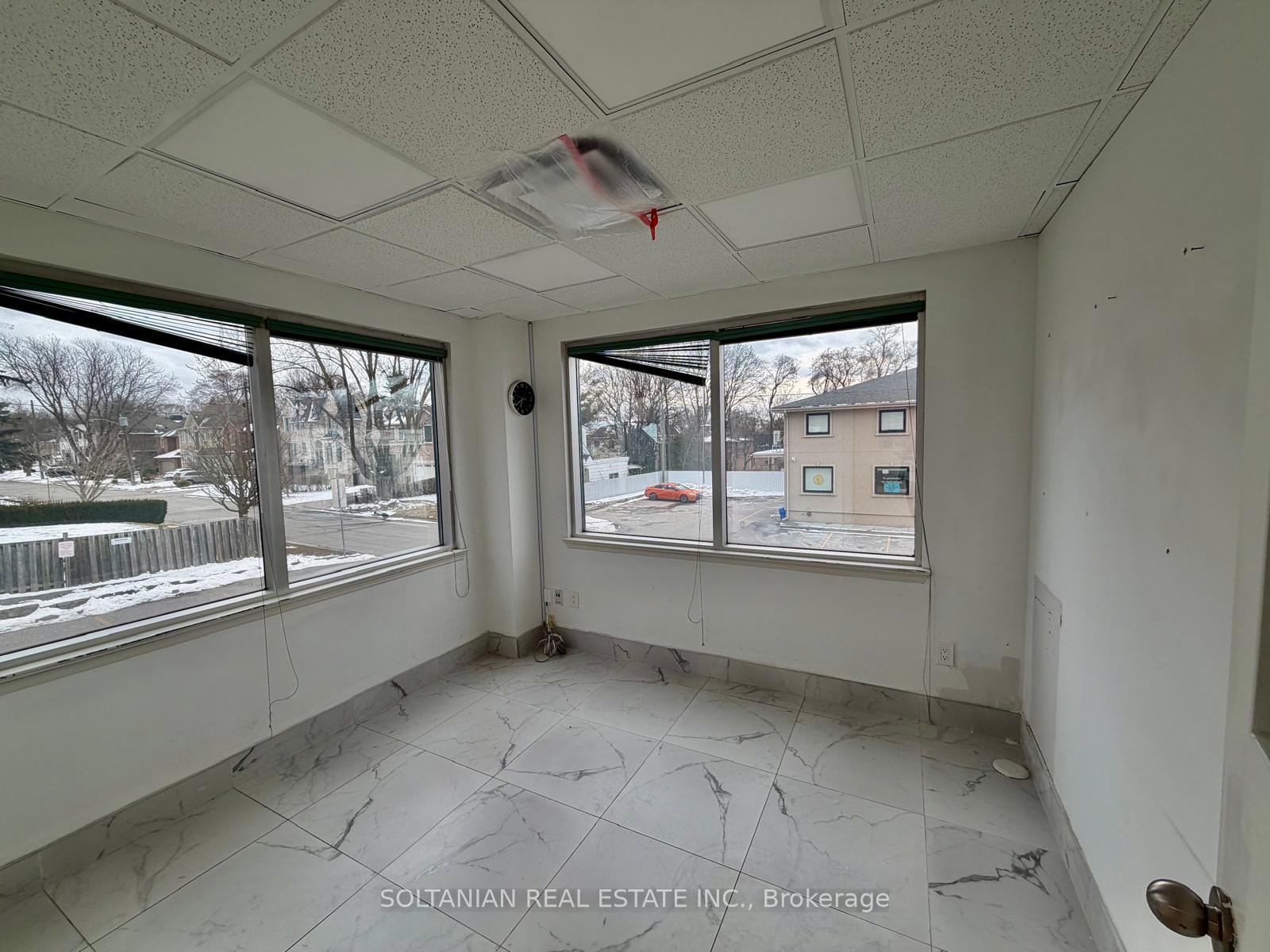 300 - 175 Willowdale Avenue, Toronto C14, ON, exterior