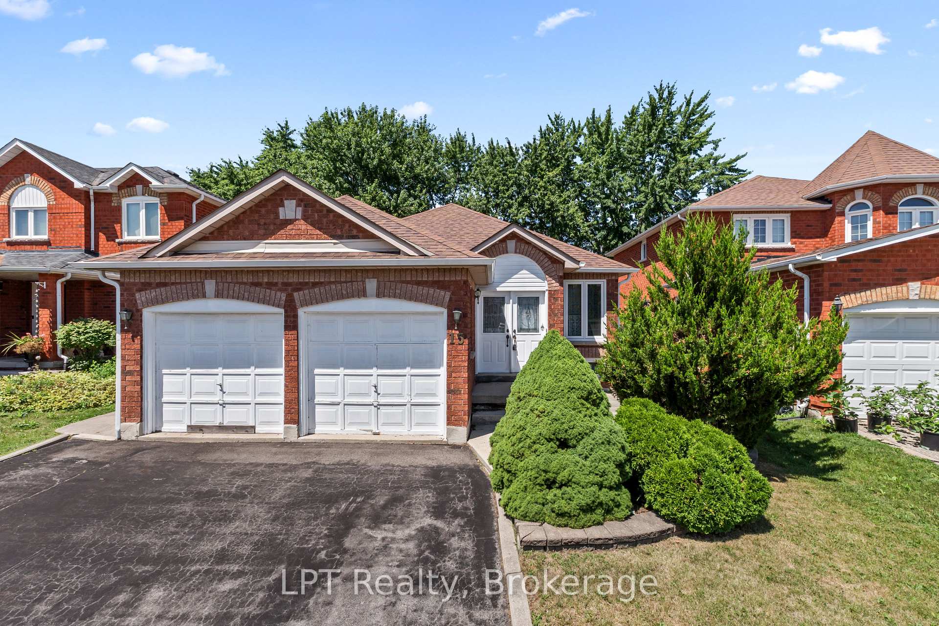 15 Esposito Drive, Caledon, ON, exterior