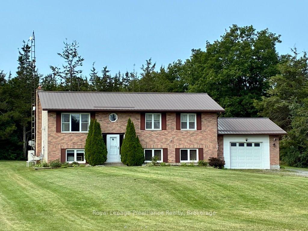 2631 62 Highway, Prince Edward County, ON, exterior