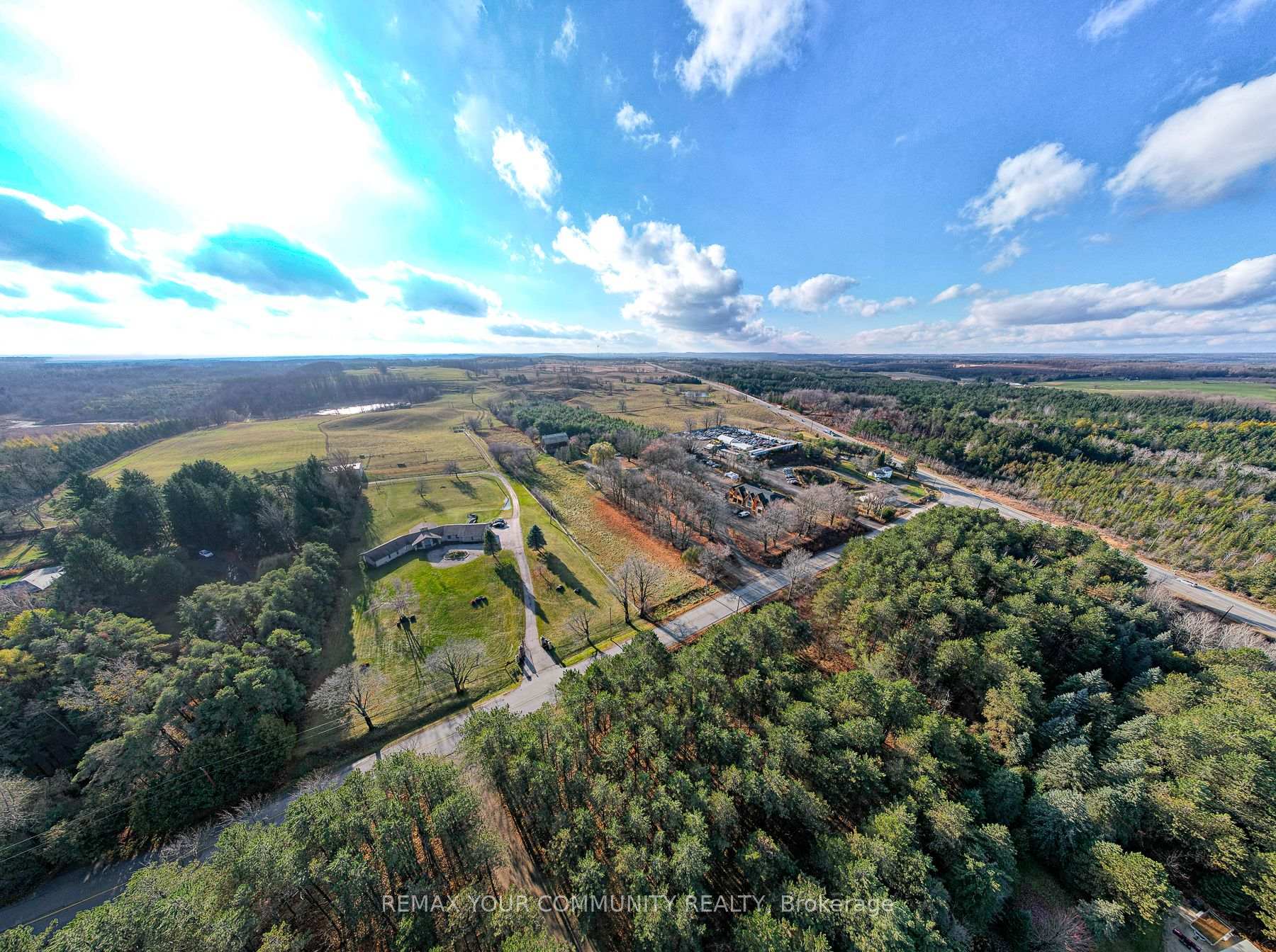 20364 St. Andrews Road, Caledon, ON, exterior
