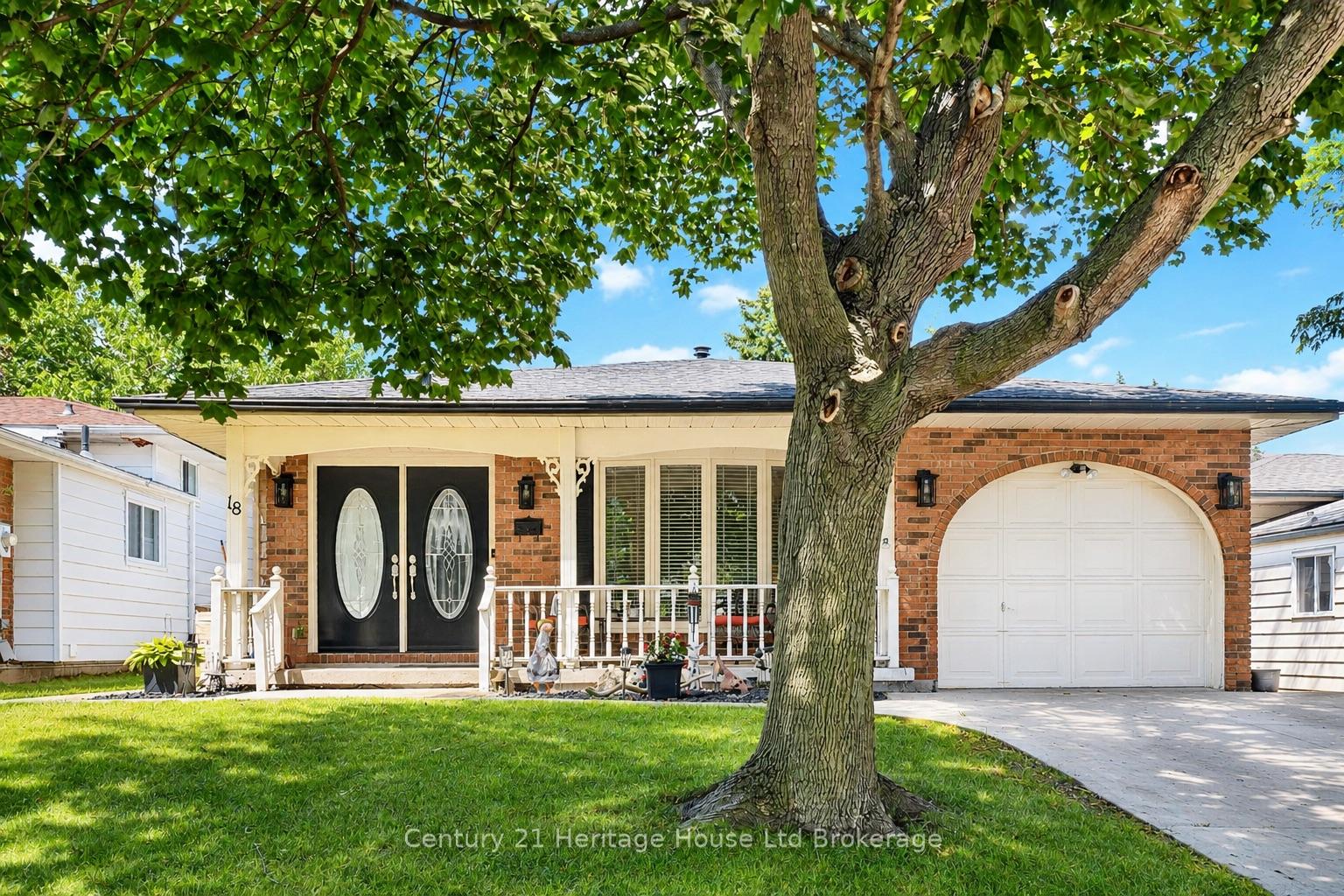 18 Locust Crescent, London South, ON, exterior