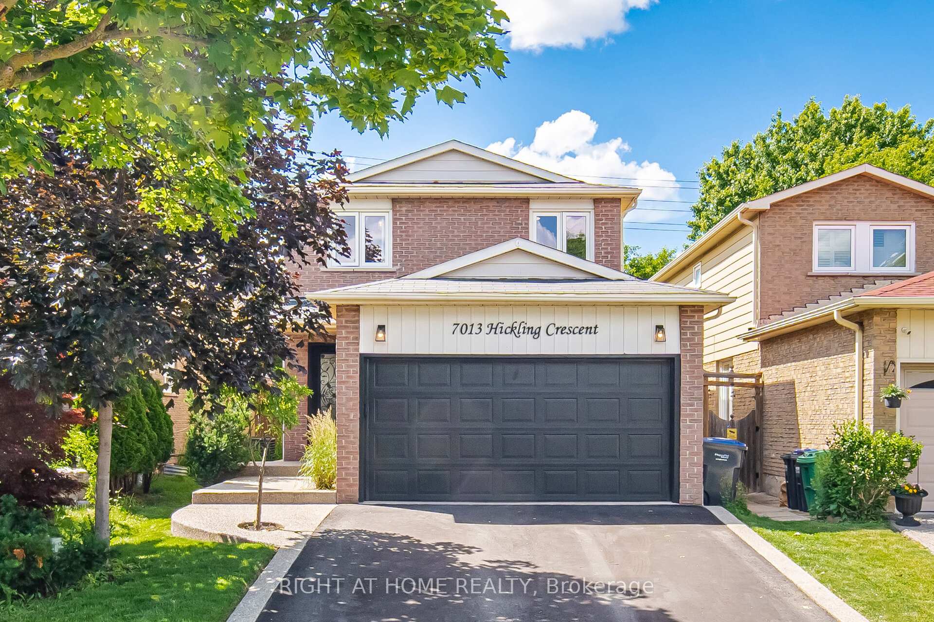 7013 Hickling Crescent, Mississauga, ON, exterior